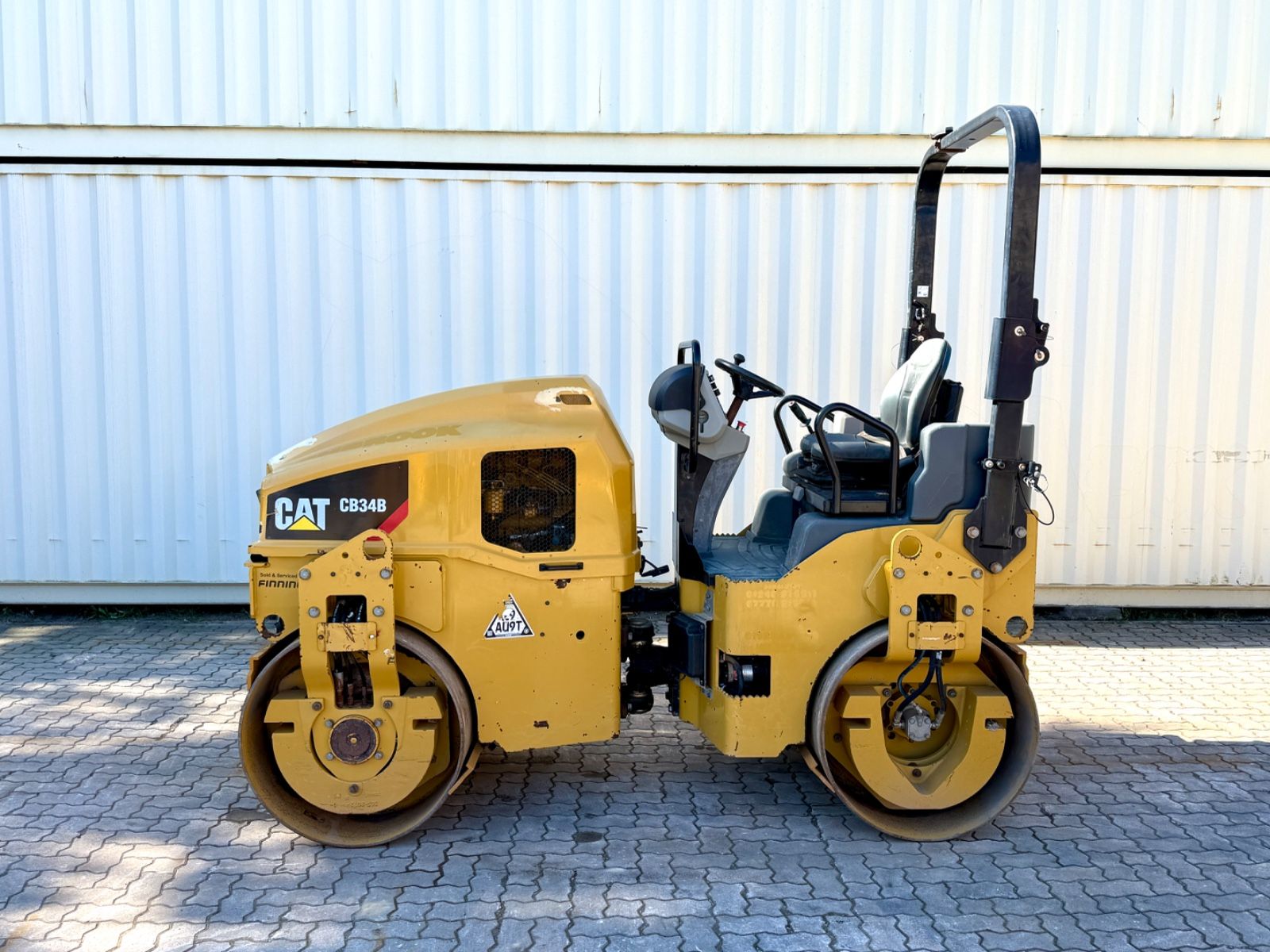 CAT CB34B / 2018 BJ / 948 Stunden / 4.3 Tonnen
