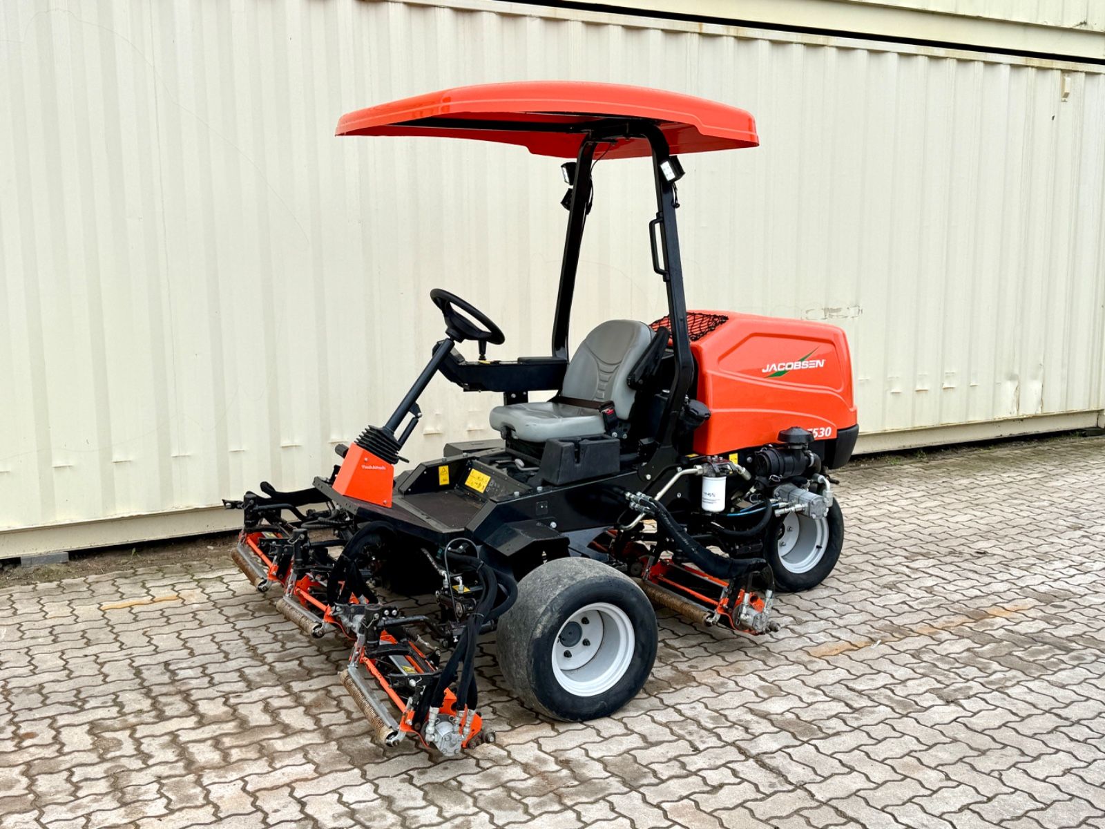 JACOBSEN SLF530 3WD / 2021 BJ / 965 Stunden