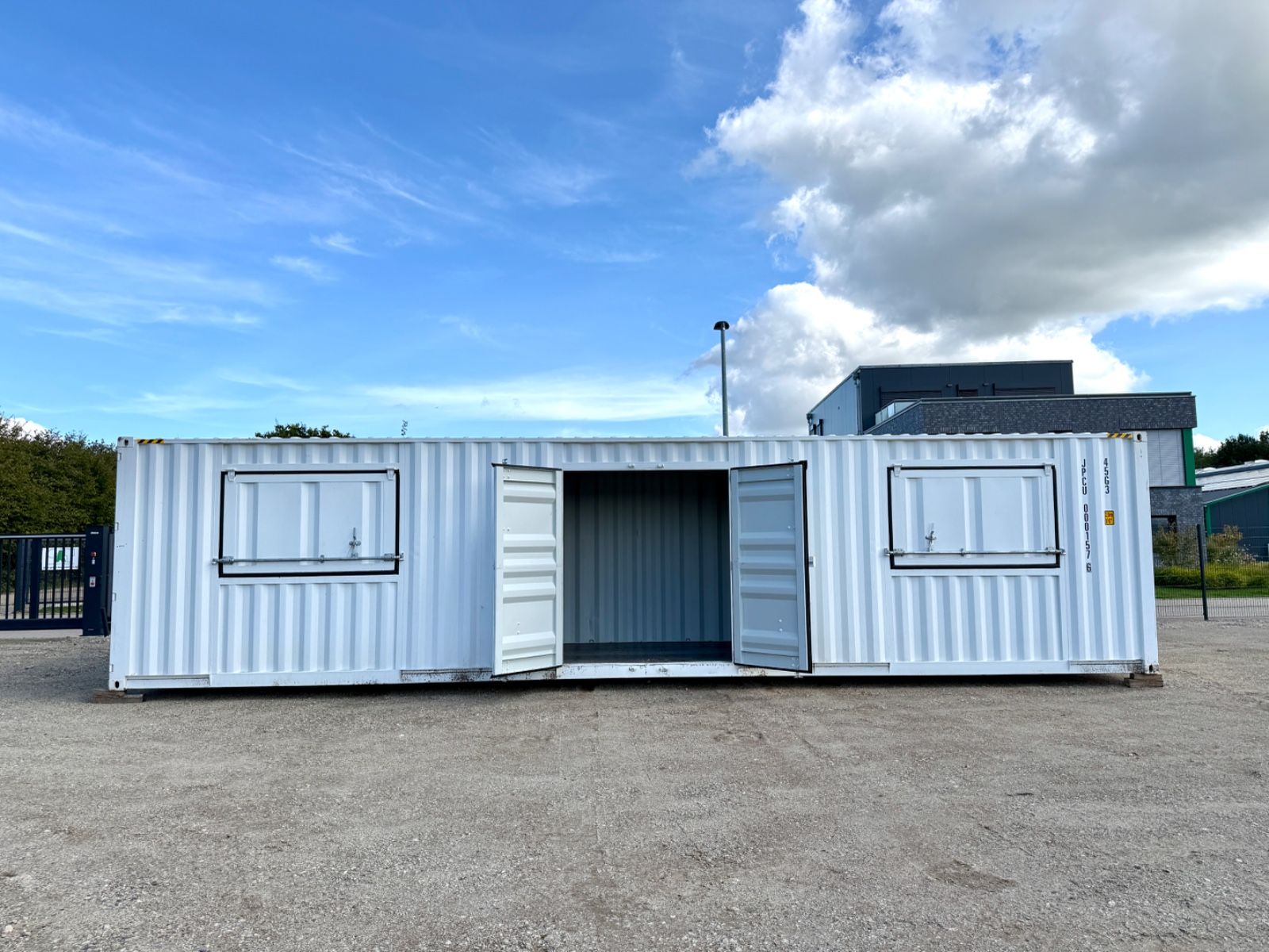 40 Fuß Container High Cube / Seitentür & Fenster
