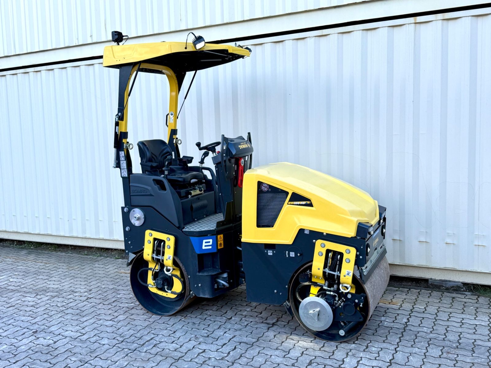 BOMAG BW100ADe-5 / Electric / KSG / LED / Neuwertig
