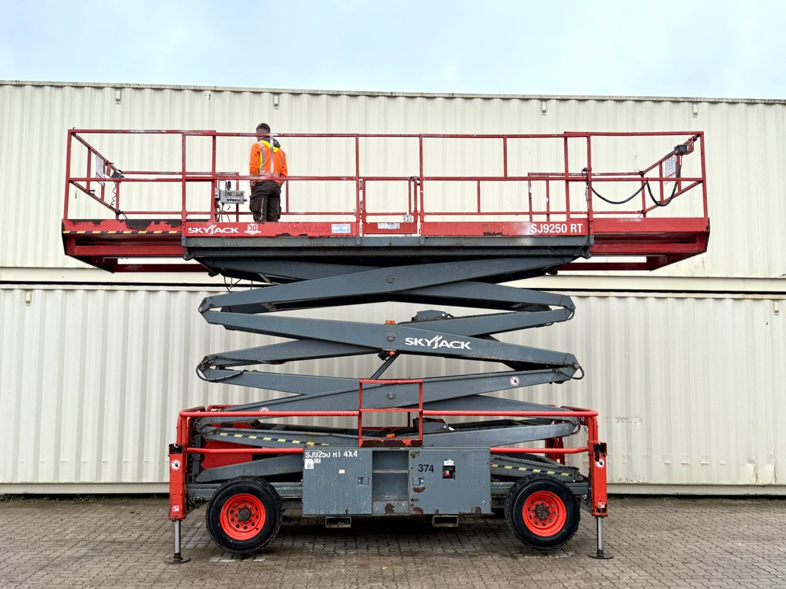 Skyjack SJ9250RT 4×4 / 17.2 Meter / 2015 BJ